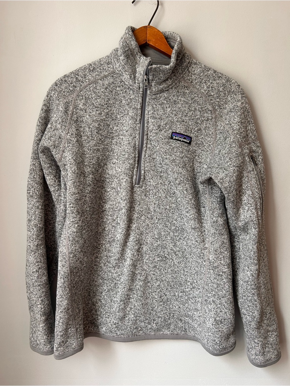 Patagonia Women's Better Sweater 1/4 Zip size M Birch White grey